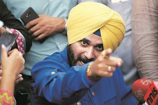 ਨਵਜੋਤ ਸਿੱਧੂ ਦਾ ਐਲਾਨ, ਕੱਲ੍ਹ ਤੋਂ ਆਪਣੇ ਘਰ ’ਤੇ ਲਗਾਉਣਗੇ ਕਾਲਾ ਝੰਡਾ, ਲੋਕਾਂ ਨੂੰ ਵੀ ਕੀਤੀ ਇਹ ਅਪੀਲ