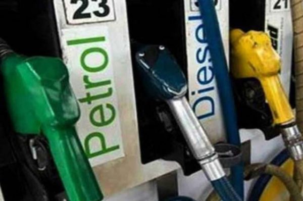 ਪੈਟਰੋਲ ਅਤੇ ਡੀਜ਼ਲ ਦੀਆਂ ਕੀਮਤਾਂ ‘ਚ ਅੱਜ ਫਿਰ ਹੋਇਆ ਵਾਧਾ