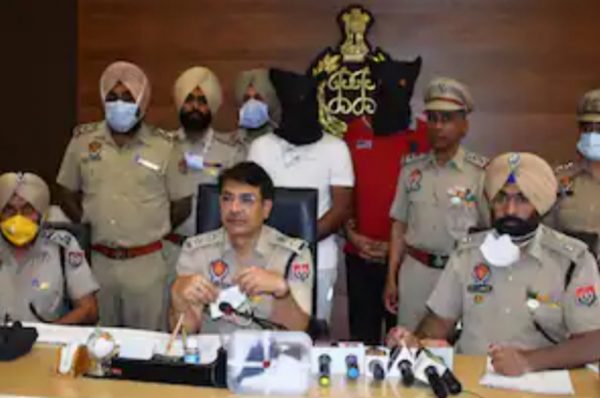 ਹੁਸ਼ਿਆਰਪੁਰ ਪੁਲਿਸ ਨੇ ਅੰਨ੍ਹੇ ਕਤਲ ਦੀ ਗੁੱਥੀ ਸੁਲਝਾਈ, ਭਰਾ ਤੇ ਉਸ ਦਾ ਦੋਸਤ ਹੀ ਨਿਕਲਿਆ ਭੈਣ ਦਾ ਕਾਤਲ