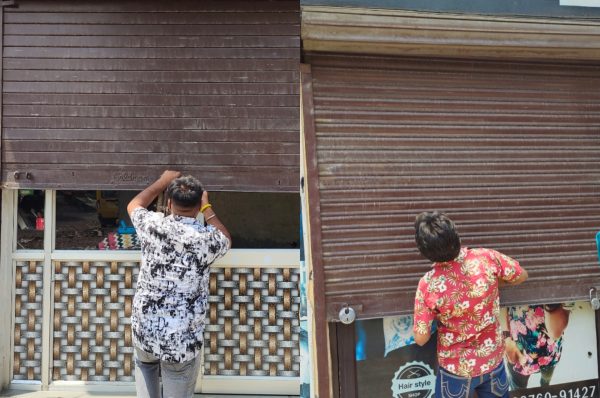 ਜਲੰਧਰ ’ਚ ਅੱਜ 9 ਵਜੇ ਤੋਂ ਖੁੱਲ੍ਹੀਆਂ ਸਾਰੀਆਂ ਦੁਕਾਨਾਂ, ਵਪਾਰੀਆਂ ਦੀ ਲੋਕਾਂ ਨੂੰ ਅਪੀਲ – ਕੋਰੋਨਾ ਗਾਈਡਲਾਈਨਜ਼ ਦਾ ਰੱਖਣ ਖਿਆਲ