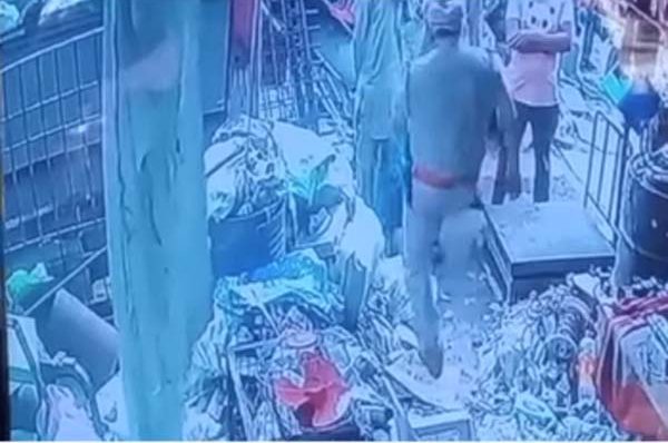 ਜਲੰਧਰ ’ਚ ਪੁਲਸ ਦੀ ਗੁੰਡਾਗਰਦੀ, ਰਿਸ਼ਵਤ ਨਾ ਦੇਣ ’ਤੇ ASI ਨੇ ਦਿਵਿਆਂਗ ਦੀ ਬੇਰਹਿਮੀ ਨਾਲ ਕੀਤੀ ਕੁੱਟਮਾਰ