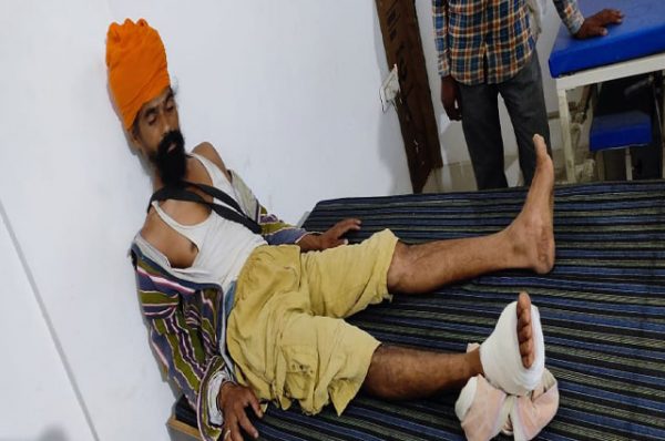 ਰੇਡ ਕਰਨ ਆਈ ਪੁਲਿਸ ਵਲੋਂ ਚਲਾਈ ਗੋਲੀ ਦੌਰਾਨ ਇਕ ਵਿਅਕਤੀ ਗੰਭੀਰ ਜ਼ਖ਼ਮੀ