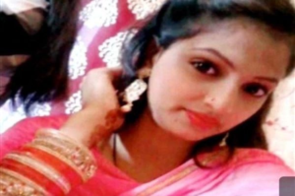 ਅਨੋਖੀ ਦੀਵਾਨਗੀ : ਇਕ-ਦੂਜੇ ਖਾਤਰ ਪਿਆਰ ਪ੍ਰਗਟਾਉਣ ਲਈ ਪੀ ਲਿਆ ਜ਼ਹਿਰ, ਪਤਨੀ ਦੀ ਮੌਤ, ਪਤੀ ਤਿੰਨ ਦਿਨ ਤੋਂ ਆਈਸੀਯੂ ’ਚ ਦਾਖ਼ਲ