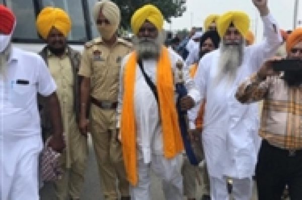 ਬੇਅਦਬੀ ਕਾਂਡ ਤੇ ਬਹਿਬਲ ਕਲਾਂ ਗੋਲੀ ਕਾਂਡ : ਬਰਗਾੜੀ ਮੋਰਚਾ ਦੇ ਤੇਰਵੇਂ ਜੱਥੇ ਨੇ ਦਿੱਤੀ ਗ੍ਰਿਫ਼ਤਾਰੀ