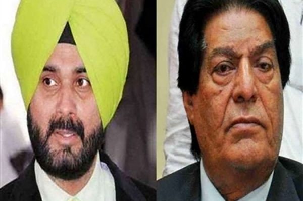 ਜਲੰਧਰ ’ਚ ਵਧੀ ਸਿਆਸੀ ਸਰਗਰਮੀ, ਨਵਜੋਤ ਸਿੱਧੂ ਪਹੁੰਚੇ ਸਾਬਕਾ ਮੰਤਰੀ ਅਵਤਾਰ ਹੈਨਰੀ ਦੇ ਘਰ, ਪ੍ਰਗਟ ਵੀ ਮੌਜੂਦ