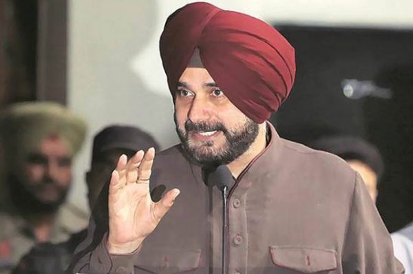 ਨਵਜੋਤ ਸਿੰਘ ਸਿੱਧੂ ਵਲੋਂ ਬਿਜਲੀ ਮੁੱਦੇ ‘ਤੇ ਘੇਰੀ ਗਈ ਆਪਣੀ ਹੀ ਸਰਕਾਰ, ਦਿੱਲੀ ਮਾਡਲ ਦੀ ਨਕਲ ਕਰਨ ਲਈ ਕਿਹਾ