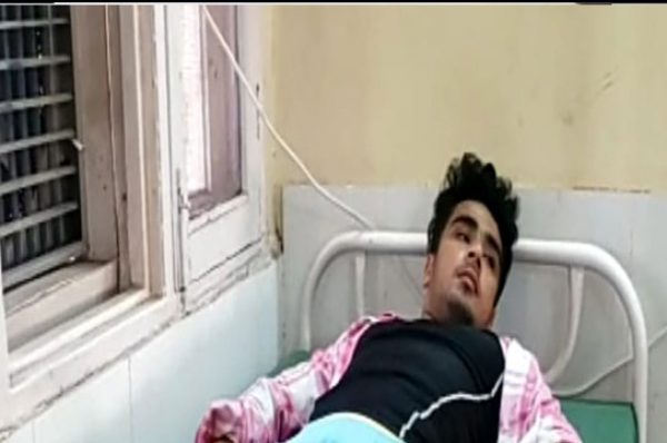 ਪਹਿਲਾਂ ਨੌਜਵਾਨ ਨੂੰ ਡੰਡਿਆਂ ਨਾਲ ਕੁੱਟਿਆ ਫਿਰ ਚਲਾ ਦਿੱਤੀ ਉਸ ‘ਤੇ ਗੋਲੀ