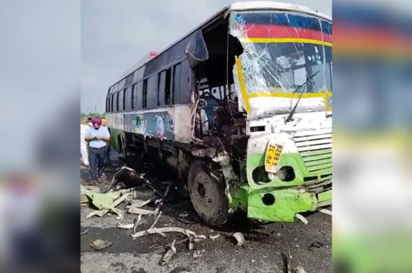 ਮੋਗਾ ਵਿਚ ਬਲੈਰੋ ਤੇ ਬੱਸ ਦੀ ਟੱਕਰ