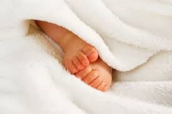 ਬੱਚੀ ਇਕ ਮਾਵਾਂ ਦੋ! ਝਗੜਾ ਪਹੁੰਚਿਆ ਥਾਣੇ, ਜਾਣੋ ਕੀ ਹੈ ਮਾਮਲਾ