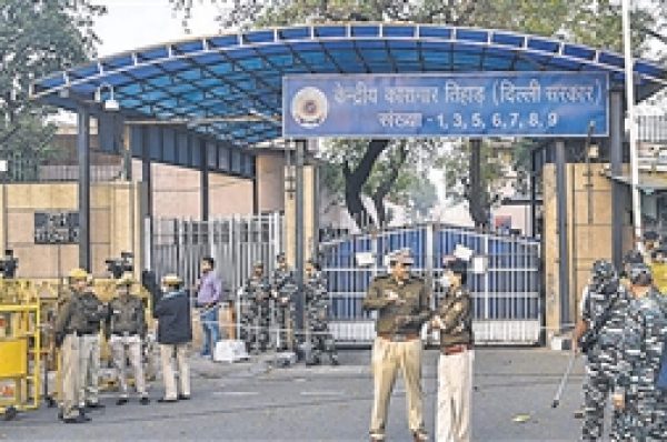 ਤਿਹਾੜ ਤੋਂ ਗੈਂਗਸਟਰ ਦੀ ਧਮਕੀ, ਇਕ ਦੇ ਬਦਲੇ ਚਾਰ ਮਰਾਂਗੇ, ਦਿੱਲੀ ਤੋਂ ਪੰਜਾਬ ਤਕ ਗੈਂਗਵਾਰ ਦੀ ਅਸ਼ੰਕਾ