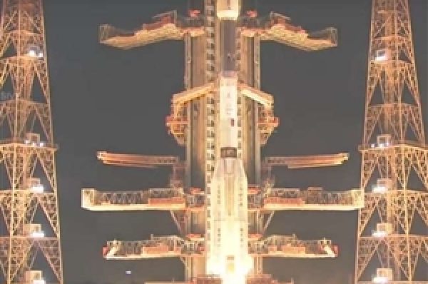 ISRO EOS-03 Launch: ਇਸਰੋ ਦਾ ਈਓਐਸ -03 ਉਪਗ੍ਰਹਿ ਨਹੀਂ ਹੋ ਸਕਿਆ ਲਾਂਚ, ਆਖਰੀ ਮਿੰਟ ‘ਚ ਇੰਜਣ ‘ਚ ਆਈ ਖਰਾਬੀ
