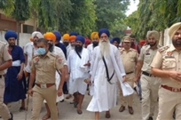 ਅਣਜਾਣੇ ‘ਚ ਕੀਤੀ ਗਲਤੀ ਮਾਫ਼ ਕੀਤੀ ਜਾ ਸਕਦੀ ਪਰ ਗੁਰਦਾਸ ਮਾਨ ਨੇ ਇਹ ਜਾਣਬੁਝ ਕੇ ਕੀਤਾ, ਇਸਲਈ ਕੋਈ ਮਾਫ਼ੀ ਨਹੀਂ :ਅਜਨਾਲਾ