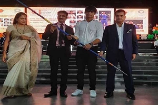 Neeraj Chopra ਪਹੁੰਚੇ ਜਲੰਧਰ, LPU ’ਚ ਓਲੰਪਿਕ ਖਿਡਾਰੀਆਂ ਨੂੰ ਕੀਤਾ ਜਾ ਰਿਹਾ ਸਨਮਾਨਿਤ