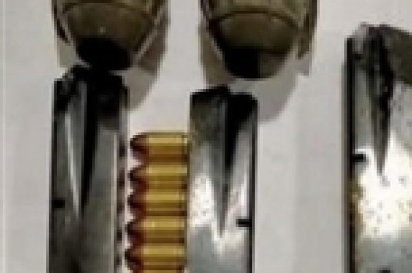 ਘਰਿੰਡਾ ਪੁਲਿਸ ਵਲੋਂ 4 ਹੋਰ ਗਰਨੇਡ, 3 ਪਿਸਤੌਲ ਤੇ ਜ਼ਿੰਦਾ ਕਾਰਤੂਸ ਬਰਾਮਦ