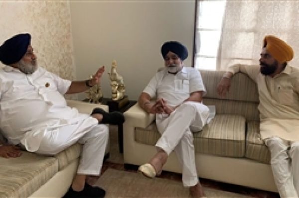 ਮਲੂਕਾ ਦੇ ਘਰ ਪੁੱਜੇ ਸੁਖਬੀਰ ਬਾਦਲ, ਕੀਤਾ ਚੋਣਾਂ ਨੂੰ ਲੈ ਕੇ ਇਹ ਵੱਡਾ ਐਲਾਨ
