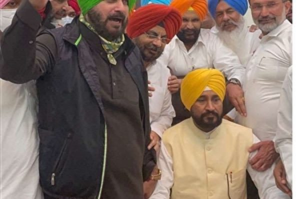Punjab Cabinet: CM ਚੰਨੀ ਅੱਜ ਦੇਰ ਸ਼ਾਮ ਕਰਨਗੇ ਪਹਿਲੀ ਕੈਬਨਿਟ ਮੀਟਿੰਗ, ਕਈ ਵੱਡੇ ਐਲਾਨ ਹੋਣ ਦੀ ਸੰਭਾਵਨਾ