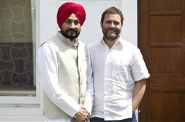 ਰਾਹੁਲ ਗਾਂਧੀ ਨੇ ਸੀਐੱਮ ਚੰਨੀ ਨੂੰ ਦਿੱਲੀ ਸੱਦਿਆ, ਅੱਜ ਲੱਗ ਸਕਦੀ ਕੈਬਨਿਟ ਵਿਸਥਾਰ ’ਤੇ ਅੰਤਿਮ ਮੋਹਰ