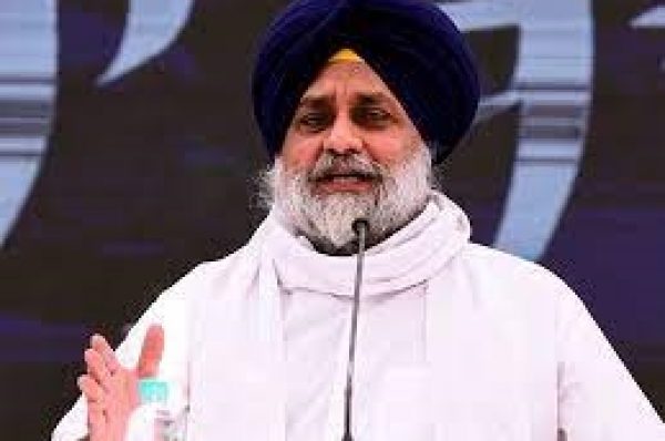 ਪੰਜਾਬ ਉਦੋਂ ਬਚੇਗਾ ਜਦੋਂ ਸਿੱਧੂ ਮੁੰਬਈ ਜਾਣਗੇ : ਸੁਖਬੀਰ ਬਾਦਲ