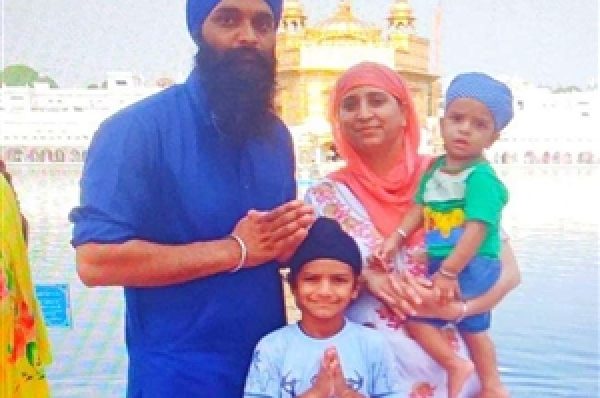 ਚਲੋ ਤੁਹਾਨੂੰ ਆਈਸਕ੍ਰੀਮ ਖਵਾਵਾਂ…ਇਹ ਕਹਿ ਕੇ ਅੰਮ੍ਰਿਤਸਰ ‘ਚ ਪਿਤਾ ਨੇ ਦੋ ਬੱਚਿਆਂ ਸਣੇ ਨਹਿਰ ‘ਚ ਮਾਰੀ ਛਾਲ