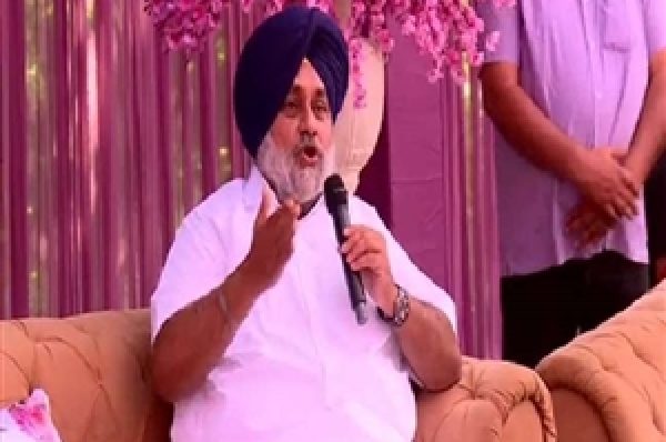 ਪੰਜਾਬ ‘ਚ ਕੋਲੇ ਦੀ ਕਮੀ ਨਾਲ ਨਹੀਂ, ਕਮਜੋਰ ਮੈਨੇਜਮੈਂਟ ਦੇ ਕਾਰਨ ਆਇਆ ਬਿਜਲੀ ਸੰਕਟ : ਸੁਖਬੀਰ
