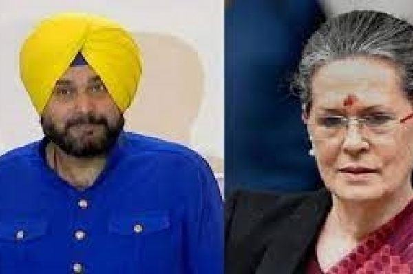 ਸਿੱਧੂ ਨੇ ਲਿਖੀ ਸੋਨੀਆ ਗਾਂਧੀ ਨੂੰ ਚਿੱਠੀ, ਪੰਜਾਬ ਸਰਕਾਰ ਨੂੰ ਇਨ੍ਹਾਂ ਮੁੱਦਿਆਂ ‘ਤੇ ਹਦਾਇਤਾਂ ਜਾਰੀ ਕਰਨ ਦੀ ਕੀਤੀ ਮੰਗ