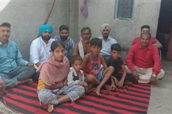 ਔਰਤ ਦੀ ਗੰਦਾ ਪਾਣੀ ਪੀਣ ਨਾਲ ਹੋਈ ਮੌਤ, ਦੋ ਧੀਆਂ ਤੇ ਪੁੱਤਰ ਵੀ ਬਿਮਾਰ