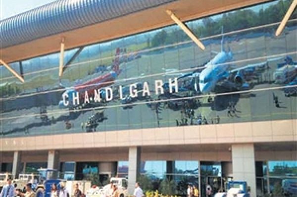 ਚੰਡੀਗੜ੍ਹ International Airport ਵਧੇ ਵਾਚ ਆਵਰਸ, ਹੁਣ ਆਖਰੀ ਉਡਾਣ ਰਾਤ 12:35 ਵਜੇ ਹੋਵੇਗੀ ਅਪਰੇਟ