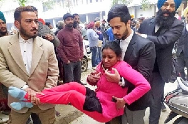 ਮੁੱਖ ਮੰਤਰੀ ਚੰਨੀ ਤੇ NIA ਦੀ ਲੁਧਿਆਣਾ ਲਈ ਰਵਾਨਾ, ਕੈਪਟਨ ਨੇ ਪ੍ਰਗਟਾਇਆ ਦੁੱਖ ਤੇ ਸੁਖਬੀਰ ਨੇ ਕਿਹਾ ਇਹ
