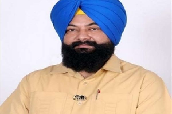 ਮੁੱਖ ਮੰਤਰੀ ਦੇ ਦੋਸ਼ਾਂ ਤੋਂ ਦੁਖੀ ਬਸਪਾ ਪੰਜਾਬ ਪ੍ਰਧਾਨ ਜਸਵੀਰ ਗੜ੍ਹੀ, ਕਿਹਾ- ਚੰਨੀ ਡੀਜੀਪੀ ਦੀ ਨਿਯੁਕਤੀ ਵੀ ਨਹੀਂ ਬਚਾ ਸਕੇ