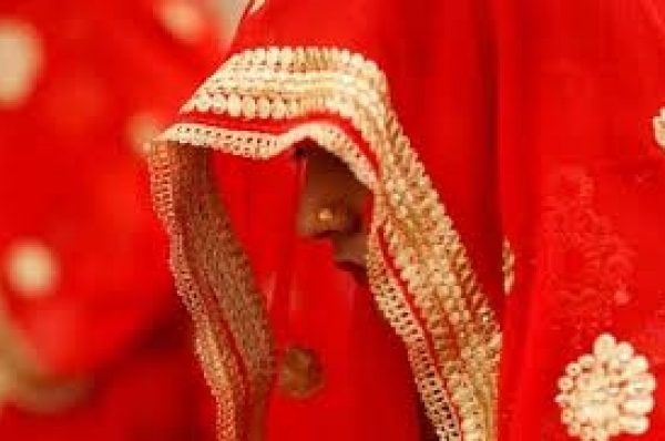 ਵਿਆਹ ਤੋਂ 1 ਮਹੀਨਾ ਬਾਅਦ ਪਤੀ ਦੇ 40 ਲੱਖ ਲਗਵਾ ਕੇ ਪਹੁੰਚੀ ਕੈਨੇਡਾ, ਵਿਦੇਸ਼ ਪਹੁੰਚ ਕੇ ਗੱਲਬਾਤ ਕਰਨੀ ਕੀਤੀ ਬੰਦ,ਕੇਸ ਦਰਜ