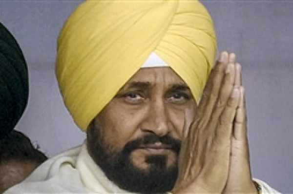 CM ਚੰਨੀ ਦੇ ਕਰੀਬੀ ਰਿਸ਼ਤੇਦਾਰ ਦੇ ਟਿਕਾਣਿਆਂ ‘ਤੇ ED ਦੀ ਰੇਡ, ਜਾਣੋ ਕੀ ਹੈ ਮਾਮਲਾ