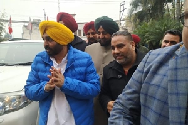 ਪ੍ਰੋਫੈਸਰ ਭੁੱਲਰ ਦੀ ਰਿਹਾਈ ਸਬੰਧੀ ਭਗਵੰਤ ਮਾਨ ਦਾ ਵੱਡਾ ਬਿਆਨ, ਬੋਲੇ- ਫਾਈਲ ਆਉਣ ‘ਤੇ ਕਰ ਦਿੱਤੇ ਜਾਣਗੇ ਦਸਤਖ਼ਤ