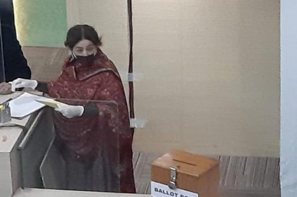 ਚੰਡੀਗੜ੍ਹ ਨਗਰ ਨਿਗਮ ‘ਤੇ BJP ਦਾ ਕਬਜ਼ਾ, ਸਰਬਜੀਤ ਕੌਰ ਨੇ ਇਕ ਵੋਟ ਨਾਲ ਹਾਸਲ ਕੀਤੀ ਜਿੱਤ