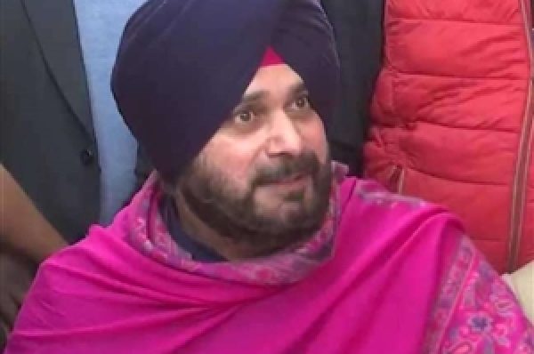 ਕਾਂਗਰਸ ‘ਚ ਚੰਨੀ ਦੇ ਮੁੱਖ ਮੰਤਰੀ ਬਣਨ ਦੇ ਸੰਕੇਤ, ਹੁਣ ਕੀ ਕਰਨਗੇ ਗੁਰੂ?