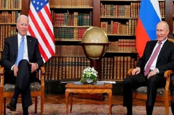 Russia-Ukraine Crisis: ਪੁਤਿਨ ਦੇ ਫੈਸਲੇ ਤੋਂ ਬਾਅਦ ਰੂਸ ‘ਤੇ ਦੁਨੀਆ ਭਰ ਦੇ ਦੇਸ਼ਾਂ ਦੀ ਕਾਰਵਾਈ ਸ਼ੁਰੂ, ਅਮਰੀਕਾ ਨੇ ਲਗਾਈਆਂ ਪਾਬੰਦੀਆਂ, ਬ੍ਰਿਟੇਨ ਸਮੇਤ ਕਈ ਦੇਸ਼ ਭੜਕੇ