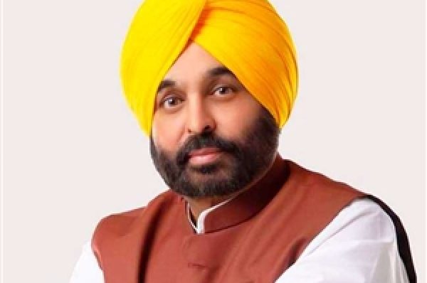 ਭਗਵੰਤ ਮਾਨ ਕੈਬਨਿਟ ਦੀ ਬੈਠਕ ਜਾਰੀ, ਇਨ੍ਹਾਂ ਫ਼ੈਸਲਿਆਂ ‘ਤੇ ਲੱਗ ਸਕਦੀ ਹੈ ਮੋਹਰ