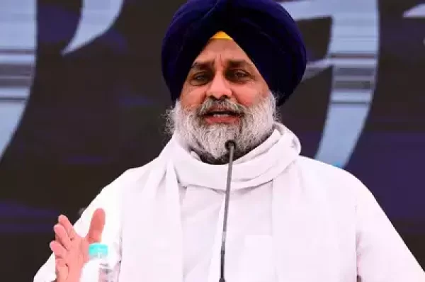 ਸੁਪਰੀਮ ਕੋਰਟ ਵੱਲੋਂ ਰਾਜੀਵ ਗਾਂਧੀ ਦੇ ਹੱਤਿਆਰਿਆਂ ਦੀ ਰਿਹਾਈ ਦੇ ਹੁਕਮ ਮਗਰੋਂ ਸੁਖਬੀਰ ਬਾਦਲ ਨੇ ਬੰਦੀ ਸਿੰਘਾਂ ਨੂੰ ਰਿਹਾਅ ਕਰਨ ਦੀ ਕੀਤੀ ਮੰਗ