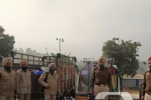 28 ਹਜ਼ਾਰ ਲੀਟਰ ਨਕਲੀ ਦੁੱਧ ਸਮੇਤ ਦੋ ਕਾਬੂ, ਇਕ ਫ਼ਰਾਰ