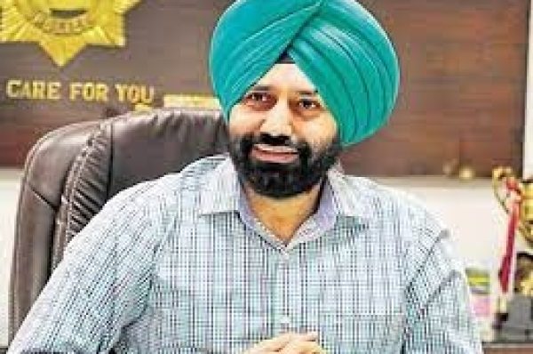 ਪੰਜਾਬ ‘ਚ ਅੱਠ ਮਹੀਨਿਆਂ ’ਚ 10576 ਤਸਕਰ ਗ੍ਰਿਫ਼ਤਾਰ, 33.60 ਕਿਲੋ ਹੈਰੋਇਨ, 12.75 ਕਿਲੋ ਗਾਂਜਾ, 10.60 ਕਿਲੋ ਅਫੀਮ, 33.53 ਲੱਖ ਜ਼ਬਤ
