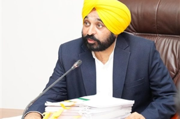 ਪੰਜਾਬ ‘ਚ ਰੇਤ ਸਸਤੀ ਕਰਨ ਸਮੇਤ ਲਏ ਗਏ ਵੱਡੇ ਫ਼ੈਸਲੇ, ਨਵੀਂ ਉਦਯੋਗਿਕ ਨੀਤੀ ਤੇ ਪੰਜਾਬ ਇਲੈਕਟ੍ਰਿਕ ਵ੍ਹੀਕਲ ਪਾਲਿਸੀ ਨੂੰ ਵੀ ਕੈਬਨਿਟ ਦੀ ਮਨਜ਼ੂਰੀ