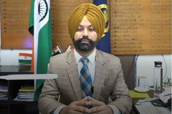 ਡਿਪਟੀ ਕਮਿਸ਼ਨਰ ਨੇ ਸਰਕਲ ਮਾਲ ਅਫਸਰਾਂ ਨੂੰ ਖਾਲੀ ਅਸਾਮੀਆਂ ਲਈ ਭਰਤੀ ਪ੍ਰਕਿਰਿਆ ਸ਼ੁਰੂ ਕਰਨ ਦੇ ਨਿਰਦੇਸ਼ ਦਿੱਤੇ