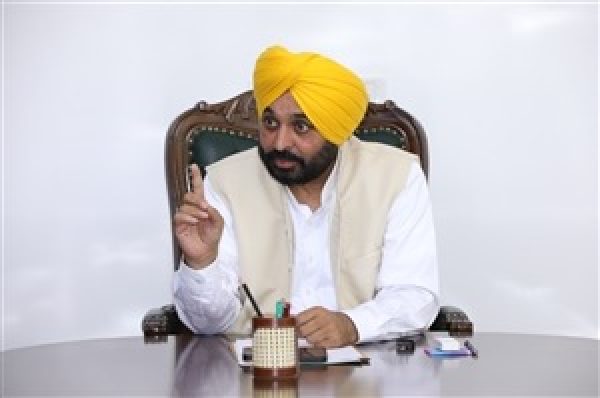 CM ਮਾਨ ਦਾ ਅਧਿਆਪਕਾਂ ਲਈ ਵੱਡਾ ਐਲਾਨ, ਤਨਖਾਹਾਂ ਤੇ ਭੱਤਿਆਂ ‘ਚ ਭਾਰੀ ਵਾਧਾ