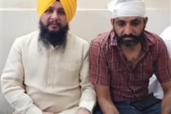 ਲੁਟੇਰਿਆਂ ਵੱਲੋਂ ਦਿਨ-ਦਿਹਾੜੇ ਔਰਤ ਦੇ ਗਲ ‘ਚੋਂ ਸੋਨੇ ਦੀ ਚੇਨੀ ਖਿੱਚਣ ਦੀ ਕੋਸ਼ਿਸ਼, ਛੁਡਾਉਣ ਆਏ ਦੁਕਾਨਦਾਰ ਦੇ ਮਾਰੀਆਂ ਸੱਟਾਂ