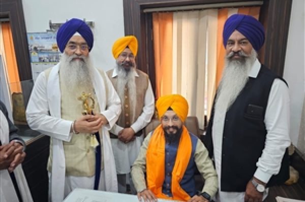 ਤਲਵਿੰਦਰ ਸਿੰਘ ਬੁੱਟਰ ਸ੍ਰੀ ਅਕਾਲ ਤਖ਼ਤ ਸਾਹਿਬ ਦੇ ਜਥੇਦਾਰ ਦੇ ਮੀਡੀਆ ਸਲਾਹਕਾਰ ਨਿਯੁਕਤ