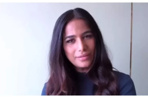 Poonam Pandey : ਜ਼ਿੰਦਾ ਹੈ ਪੂਨਮ ਪਾਂਡੇ, ਦੱਸਿਆ ਕਿਉਂ ਫੈਲਾਈ ਸੀ ਮੌਤ ਦੀ ਅਫ਼ਵਾਹ, ਵੀਡੀਓ ਆਈ ਸਾਹਮਣੇ