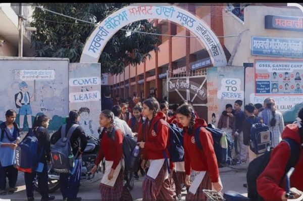 ਭਾਰਗੋ ਕੈਂਪ ਦੇ ਸਕੂਲ ਆਫ ਐਮੀਨੈਂਸ ਦੇ 13 ਵਿਦਿਆਰਥੀਆਂ ਨੇ 12ਵੀਂ ਵਿੱਚ 90% ਤੋਂ ਵੱਧ ਅੰਕ ਲੈ ਕੇ ਰਚਿਆ ਇਤਿਹਾਸ