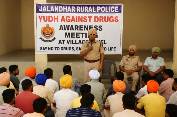 ਨਸ਼ਿਆਂ ਵਿਰੁੱਧ ਜੰਗ: ਲਾਂਬੜਾ ਥਾਣੇ ਵੱਲੋਂ ਪਿੰਡ ਪੱਧਰ ‘ਤੇ ਜਾਗਰੂਕਤਾ ਮੁਹਿੰਮ ਜਾਰੀ