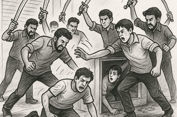 ਸੈਂਟਰਲ ਟਾਊਨ ‘ਚ ਦਹਸ਼ਤ ਦਾ ਮਾਹੌਲ: ਨੌਜਵਾਨਾਂ ਵੱਲੋਂ 2 ਯੁਵਕਾਂ ‘ਤੇ ਤੇਜ਼ਧਾਰ ਹਥਿਆਰਾਂ ਨਾਲ ਜਾਨਲੇਵਾ ਹਮਲਾ