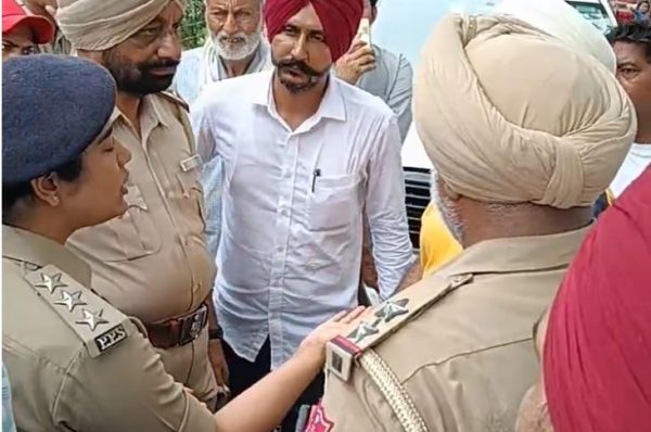 ਸਟੀਵਨ ਇਕਲੇਨਵ ‘ਚ ਪਲਾਟ ਵਿਵਾਦ ਦੌਰਾਨ ਗੋਲੀ ਚਲਣ ਦੀ ਘਟਨਾ, ਇਕ ਵਿਅਕਤੀ ਜ਼ਖਮੀ ਪਲਾਟ ਵਿੱਚ ਮਿੱਟੀ ਸੁੱਟਣ ਨੂੰ ਲੈ ਕੇ ਹੋਇਆ ਝਗੜਾ, ਸਰਕਾਰੀ ਕਰਮਚਾਰੀ ਵੱਲੋਂ ਚਲਾਈ ਗਈ ਗੋਲੀ