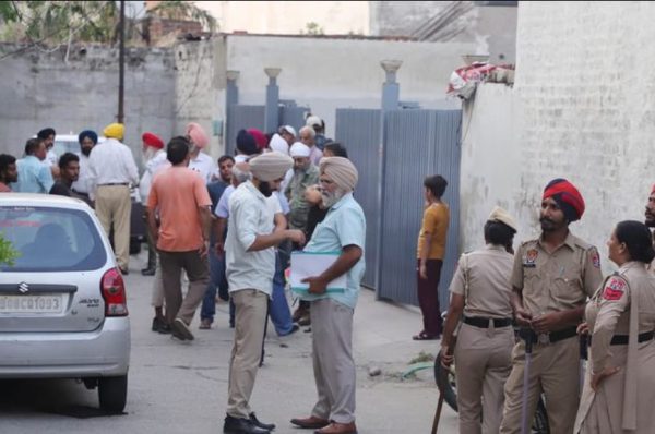 ਜਲੰਧਰ ‘ਚ ਡਰਾਉਣੀ ਘਟਨਾ: ਗੁਰਦੁਆਰੇ ਜਾ ਰਹੇ ਨੌਜਵਾਨ ‘ਤੇ ਚਲਾਈ ਗੋਲੀ, ਟੰਗ ‘ਚ ਲੱਗੀ ਗੋਲੀ